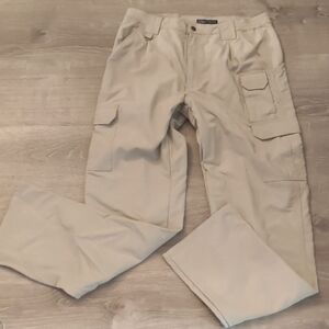 5.11 tactical beige cargo pants size 34/36
